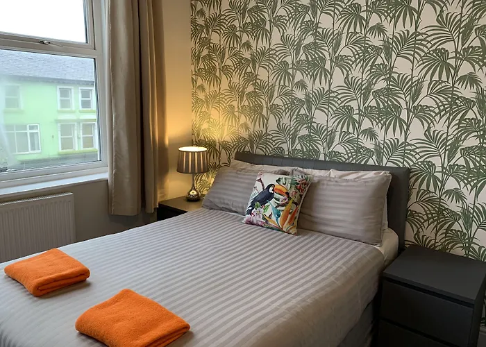 Tropics Beach Hotel Blackpool